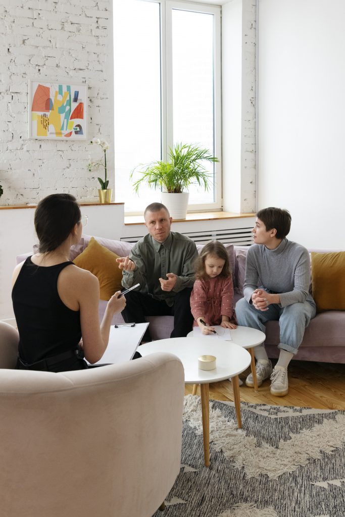 Family in counselling togeteher